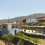 Mitato View Serifos Platis Gialos
