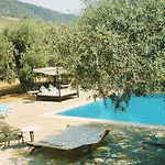 Ipsario Garden Hotel