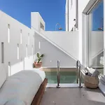 Alero Seaside Skyros Resort