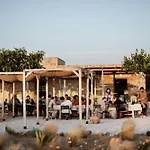 Alero Seaside Skyros Resort