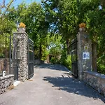 Villa Grosse Sea And Mountains View