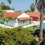 Lemami Seafront Bungalows