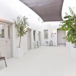 Lindos Comfy Suites