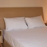 Tholos Guest House