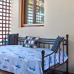 Solomon House