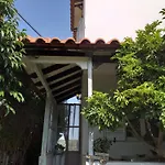Roulas Cozy Apartments