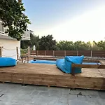 Evmorfias House