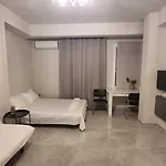 Seaside Luxury Suites By Sarigianni