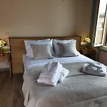 Philoxenia Traditional Apartments