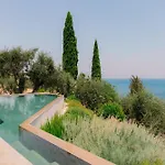 Zoela Corfu - 2 Seperate Houses With Full Privacy