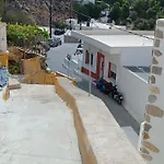 Anna\'S House