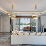 Epavli Alexandros Luxury Villa