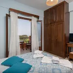 Sunset And Sunrise Apartments \