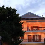 Villa Corina