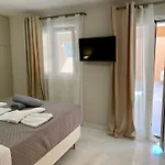 Arian Apartments