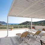 Antonis Apts, Physio Fitness Retreats