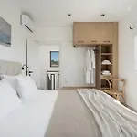 Avrilia Seaside Villa Heated Pool