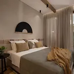 Xenios Dias Luxury Apartments With Sea View