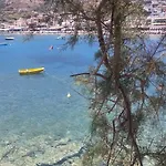 Πετροχτιστο Αρχοντικό Με Υπεροχή Θεα