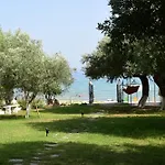 Evans Beach House