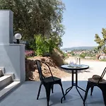 Acropol Golden Suites