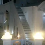 Angels In Fira