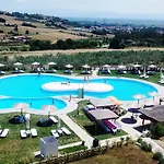 Siris Hotel