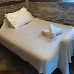 Aristoteli\'S Stone House
