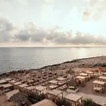 Roxa Seaview Apartment