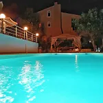 ☆Olive Garden Villa☆ --Nea Iraklitsa--