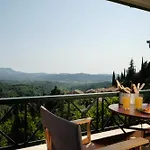 Nios House Panoramic Cottage