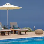 Avraam Sunset Villas With Private Heated Pools