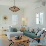 La Maison De Lilac-Luxurious Olive Grove Apartments