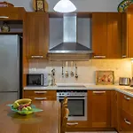 Glyna House
