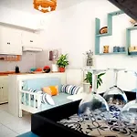 Duka\'S Gardenhouse