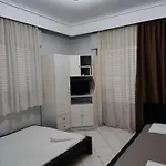 Philippos & Maria Apartments