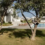 Tzanis Resort Skyros