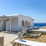 Emerald Bay 4Br With Pool By Lia Beach
