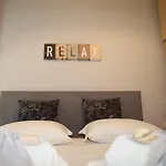 The Seashell Apartment