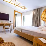 Plataria Seaside Resort
