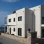 Melissinos Beachfront Apartments