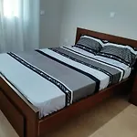 Dimas House