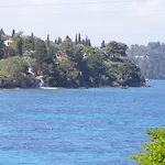 Apostolos & Eleni Family Apartments
