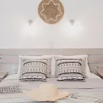 Petros Studios & Suites