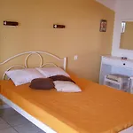 Nikis Apartments