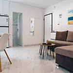 Cozy Apartment 50M From The Sea