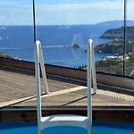 Golden View Suites