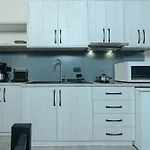 Zoe\'S Place - 1 Bd Loft Beachfront Apartment