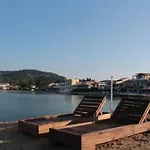 Evita\'S Ikia Seaside Luxury House