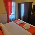 Villa Rose